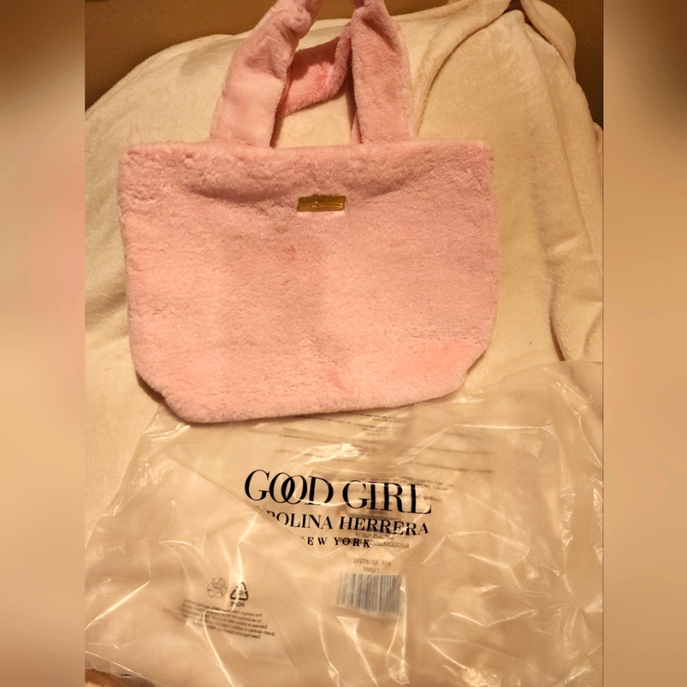 Carolina Herrera Good Girl New Blush Tote Bag